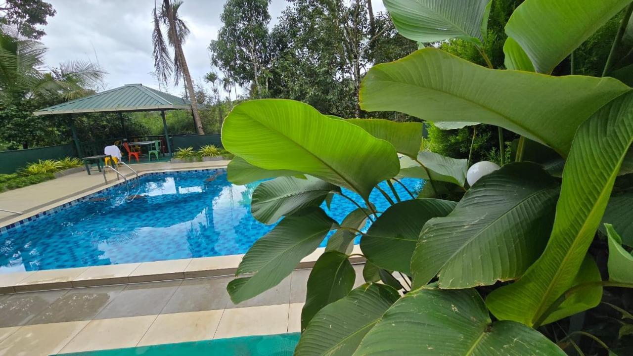 Green Aura Private Villas Sultan Bathery Exteriér fotografie