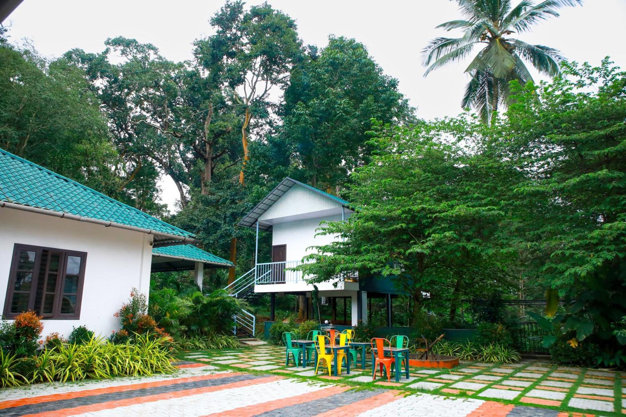 Green Aura Private Villas Sultan Bathery Exteriér fotografie