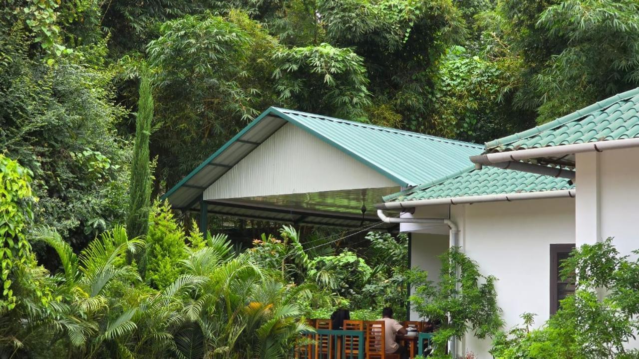Green Aura Private Villas Sultan Bathery Exteriér fotografie