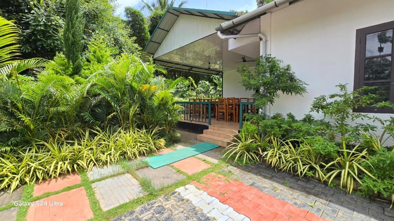 Green Aura Private Villas Sultan Bathery Exteriér fotografie