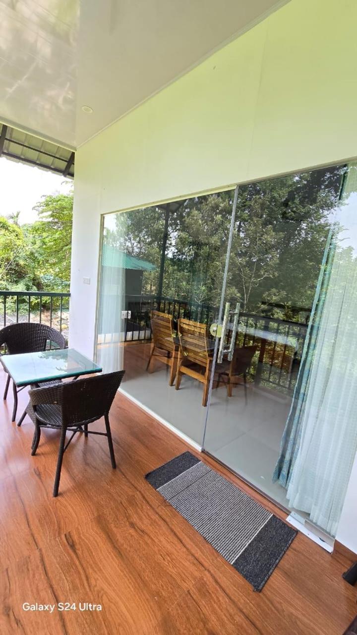 Green Aura Private Villas Sultan Bathery Exteriér fotografie
